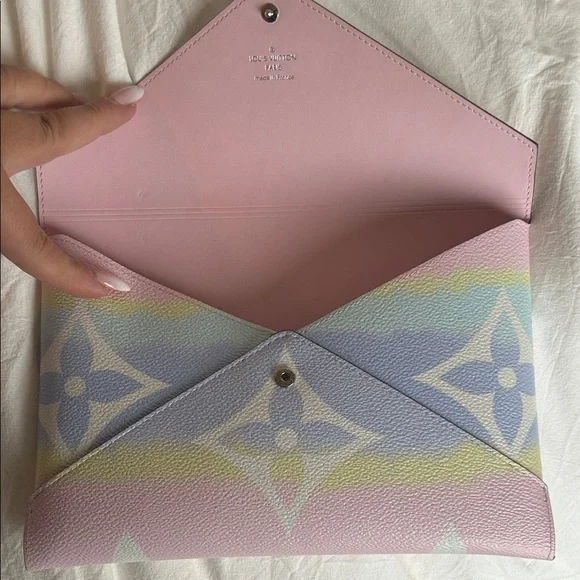 Louis Vuitton Escale Kirigami Large - Picture 3 of 5